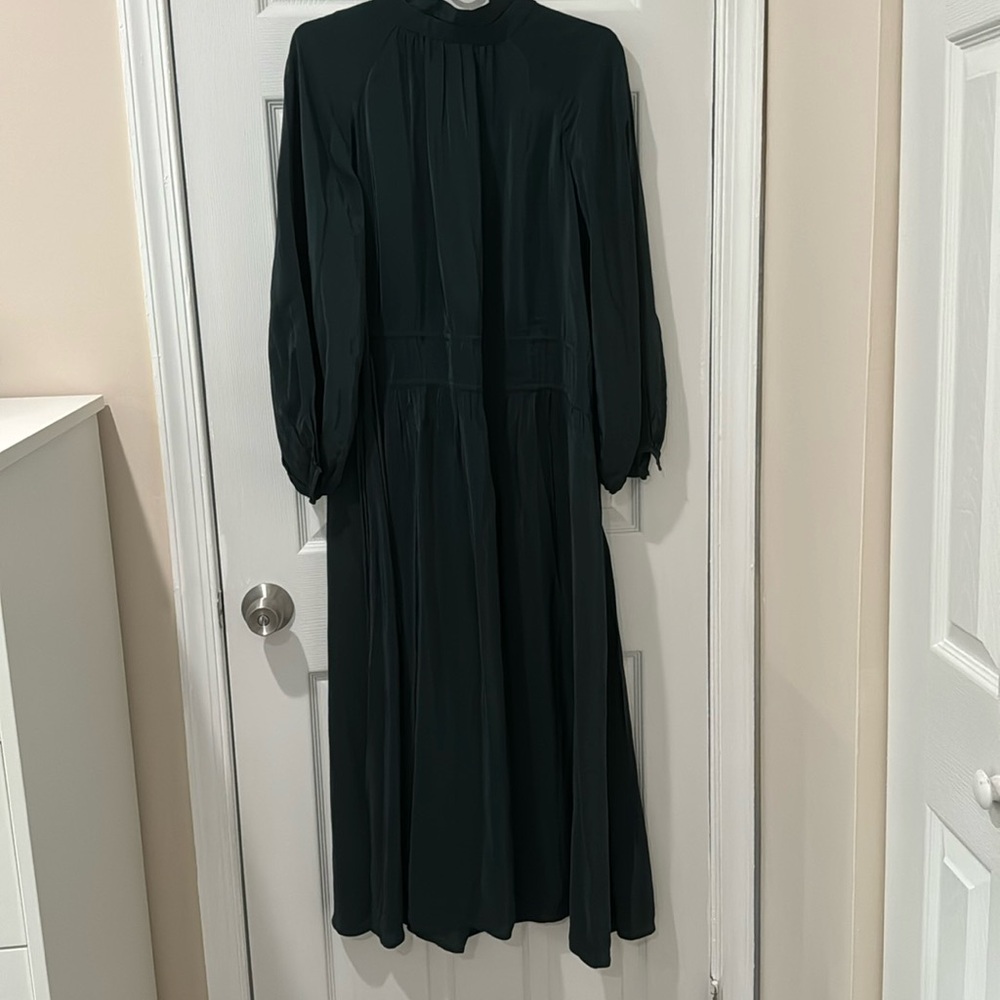 Mango Dress, long sleeve, modest, NWT, size:L , it’s a deep teal/green color.